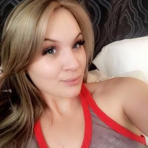 Meet your Posher, Elissa